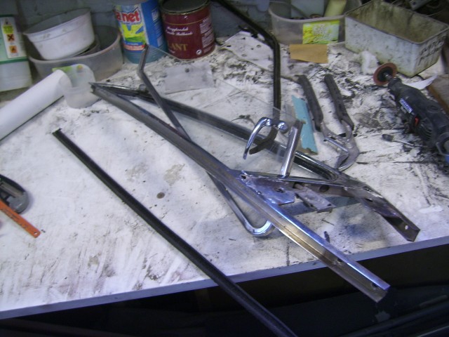 bmw,1600gt,mécanisme,porte,peinture,entirouille