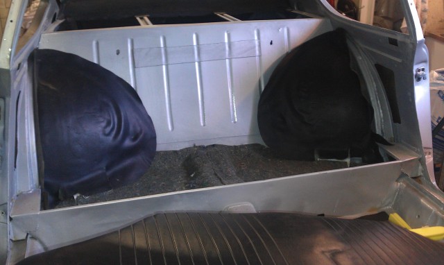 bmw,1600gt,mouse,mousse,bosse,arrière