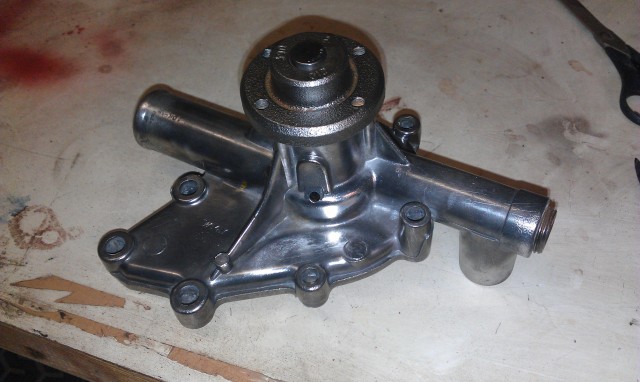 polissage,eau,pompe,grattage,mécanique,m10,bmw
