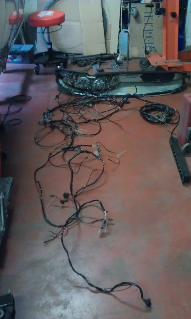 tresse,fil,cable,tebleau ,bord